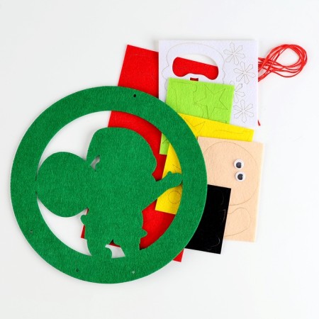 New Year's set for creativity. Fir -tree pendant from the felt “New Year! Father Frost"-1
