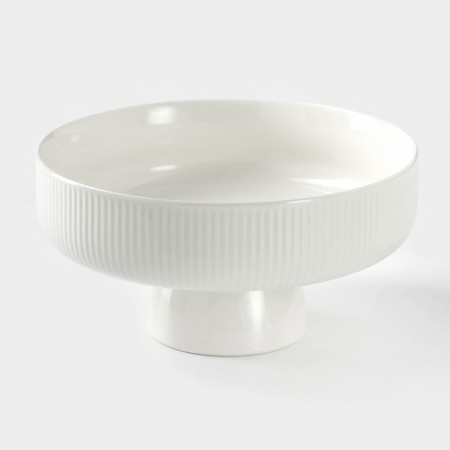 Ceramic dish for fruits, d = 20.5 cm, white color