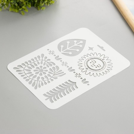 Plastic stencil "Sun" 16x22 cm-1