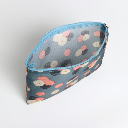 Cosmetic bag with lightning, blue color-6