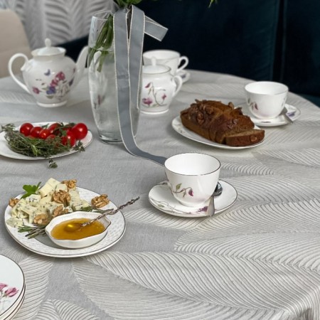 Steenova Home Dubai tablecloth, size 145x180 cm
