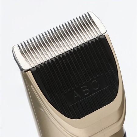 Battery haircut, power and knife adjustment, usb-charging-4