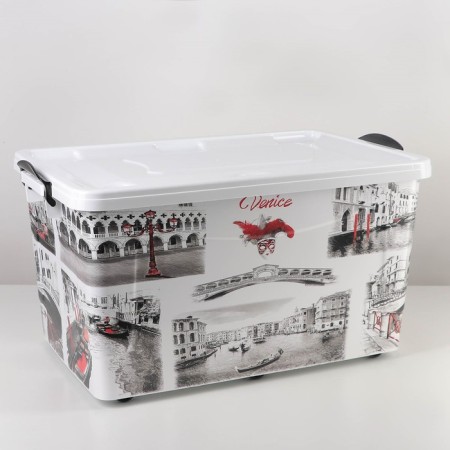 Storage container with the Venice lid, 50 l, 62.5 × 39 × 33 cm, on wheels, white color