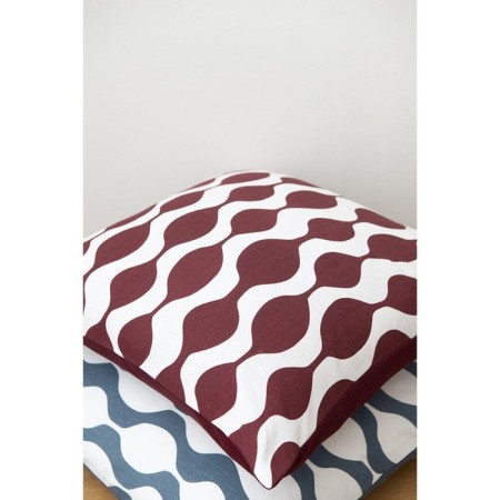 Case on the pillow Traffic Cuts & Pieces, 45x45 cm, burgundy color-2