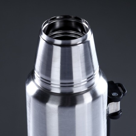 Thermos, 1.2 l, movement, "master K.", with a circle, retains heat 18 hours, 36 x 11 cm, chrome-3