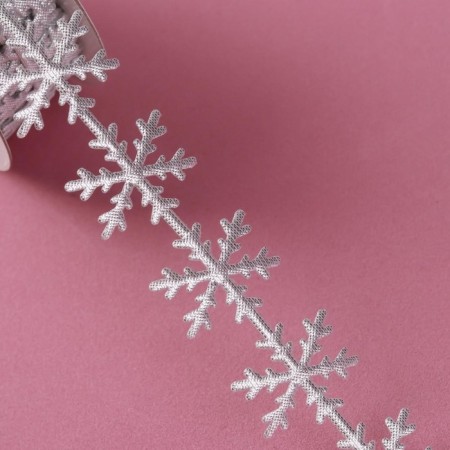 Decorative curly tape "Snowflakes", 25 mm, 9 ± 0.5 m, silver color