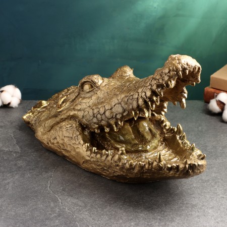 Figure "Crocodile's mouth" 23x45cm, bronze-1