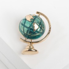 Brooch 