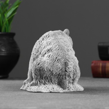 Souvenir "Bear Bear with fish" 10cm-2