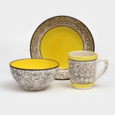 A set of dishes 