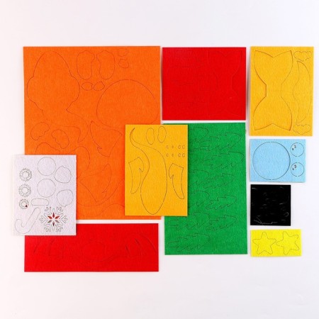 Set for creating a wreath of felt "Dragon with a ball"-2