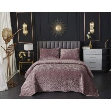 A set with a blanket 