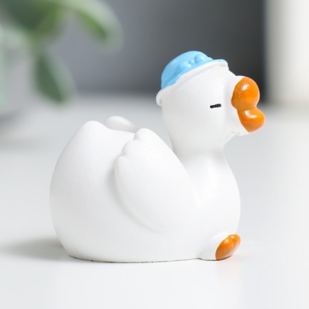 Souvenir Polystone "Betray of the White Goose" MIX 4x2.5x3 cm-3