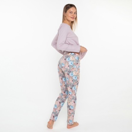 The kit is women's home (longshille/pants), pink color, size 54-3