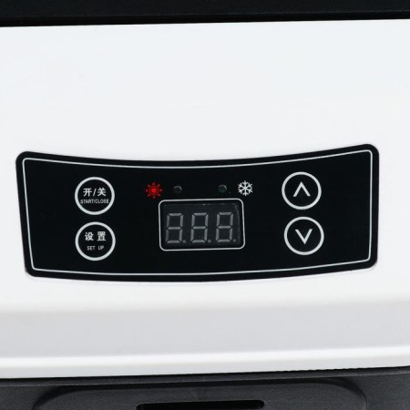 Auto chillor 15 l, 12/24/220 V, 68 W, -5/+65 ° C, LED display-3