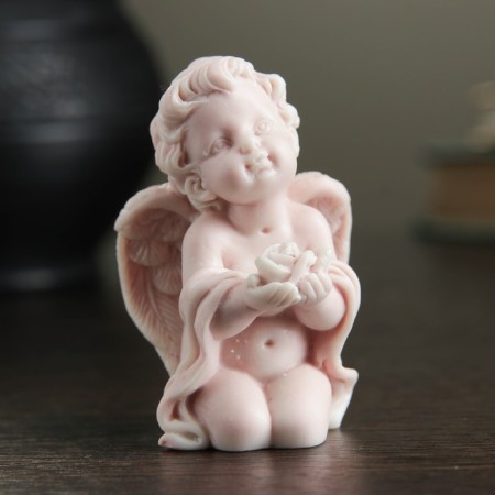 Souvenir "Angel with roses sitting" 6.2cm