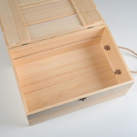 Wooden box 35 × 23 × 13 cm Gift with a sheet cover on loops with a lock-2