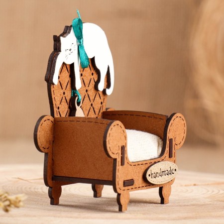 Игольница сувенир "Кот в кресле", МДФ, Дуб, 8,5х5х8,5 см-3