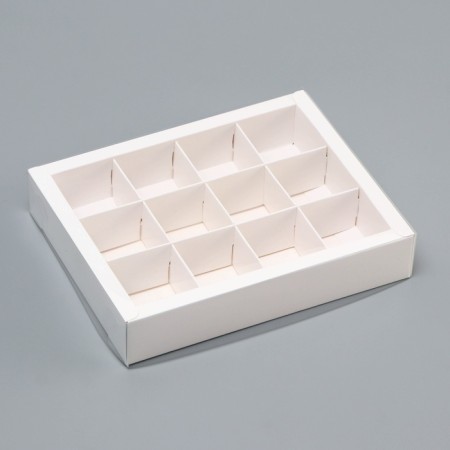 Box for 12 sweets, 19 x 15 x 3.5 cm. Confectionery packaging-1