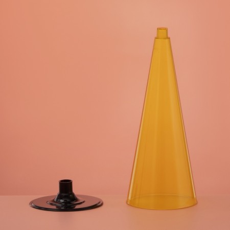 A plastic disposable “cone” plastic glass, 150-180 ml, 6 pcs in packaging, yellow color with a black leg-4