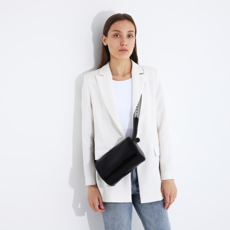 Bag Cross-Bodi with a zipper, black color-7