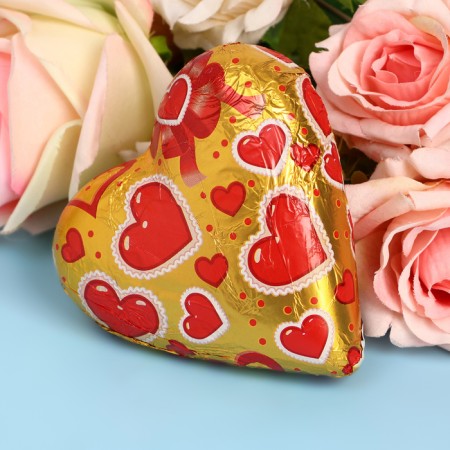 Confectionery "Heart" with a postcard, 60 g