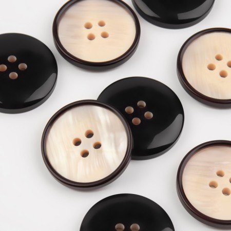 Button, 4 punctures, d = 27 mm, beige color-1