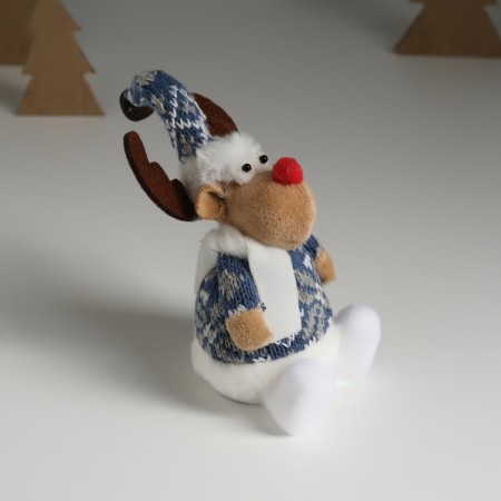 Souvenir Textile "Deer in a knitted blue fur coat" 7.5x8x13.5 cm-1