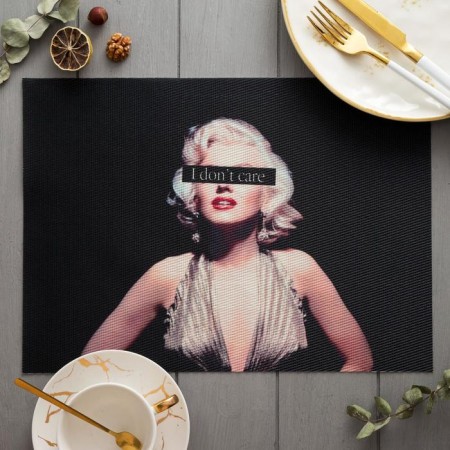 Napkin on the table "I Don’ T Care "