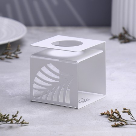 Small Small "Palm Leaf" 7x7x7 cm, white-1