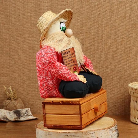 The amulet - Berendey in the hat, sits on the chest, "h = 32 cm, mix-1