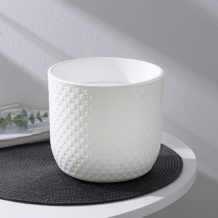 Kashpo with an insert “clover”, 3.2 l, d = 17.5 cm, h = 16 cm, white color-1