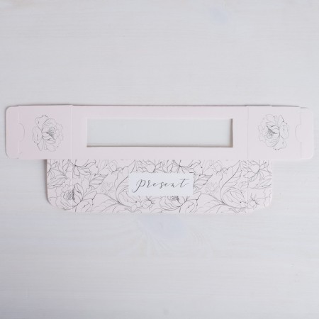 Box for Makarun, confectionery packaging, Present 18 x 5.5 x 5.5 cm-3