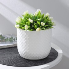 Kashpo with an insert “clover”, 3.2 l, d = 17.5 cm, h = 16 cm, white color