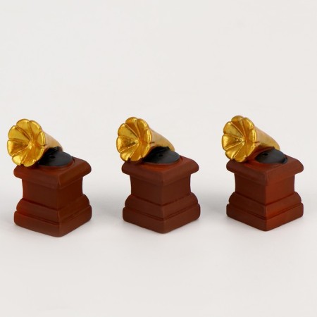 Miniature Puppet "Gramophone", set of 3 pcs., Size 1 pc. - 1.5 × 1.5 × 3 cm-2