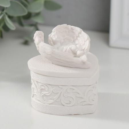 Polystone box "Snowty angel sleeps in the wings" 5.5x5.2x5.7 cm