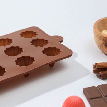 Form for chocolate of the share "Truffli", silicone, 21 × 10 × 2.2 cm, 15 cells, brown color-3
