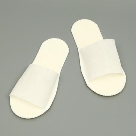 Disposable slippers, standard, non -slip, white, 42 p.