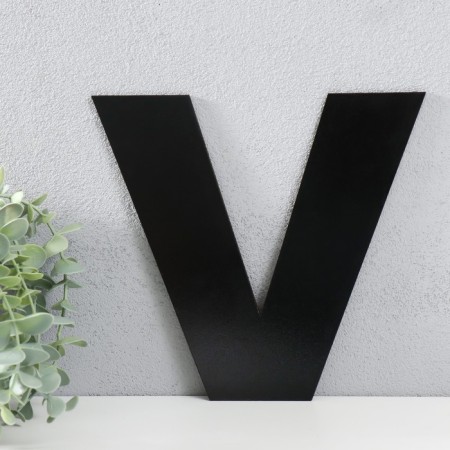 The panel of the letter "V" 20x21.5 cm, black
