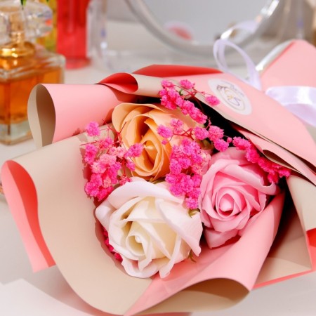 A premium bouquet of soap roses, 3 pcs-4