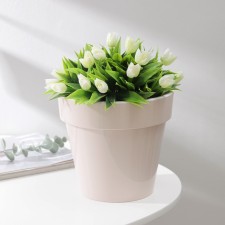 Kashpo for flowers with an insert 