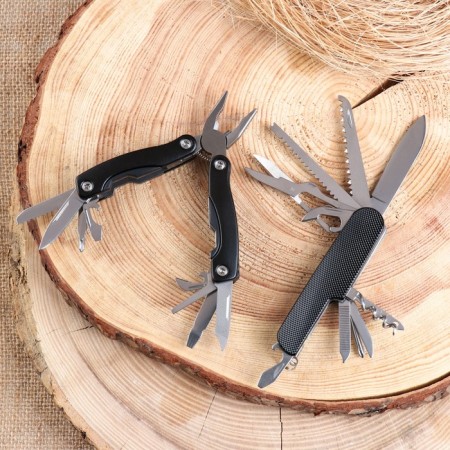Set of Gift Swiss Knife and Multitula-1