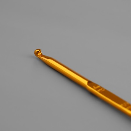 Knitting hook, bilateral, d = 4/5 mm, 13 cm, gold color-3