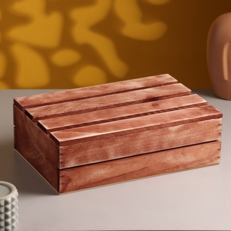 Wooden box 30 × 20 × 10 cm Gift with a rack cover, brave