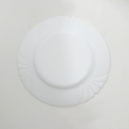 A set of dining plates Luminarc Cadix, D = 25 cm, glass ceramic, 6 pcs, white color-3