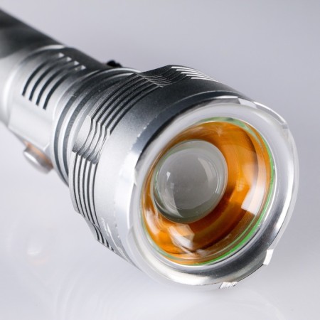 Manual battery flashlight, 3 watts, 1200 mAh, cigarette lighter charge 16.5 x 8.5 x 8.5-1