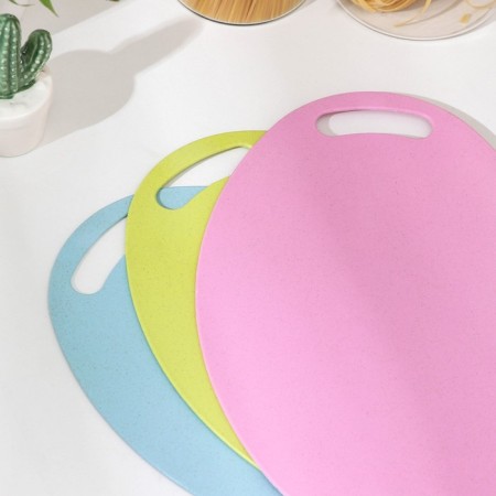 Board cutting plastic oval shade "Simplex", 31 × 21 cm, color mix-4