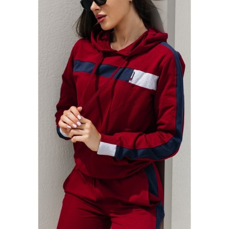 Female ishoi is a suit, size 44, burgundy color-13