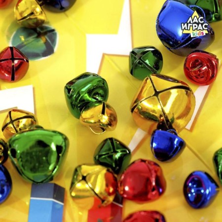 Board game "Mrs. Magnet", in the package-3