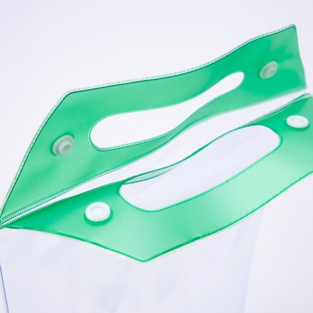 Cosmetic bag on the buttons, the color is transparent/green-3